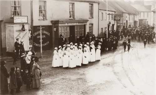 1WW OTTERY ST MARY'S CHRUCH PARADE