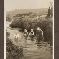 wallabrook-near-chagford-1926_36119797685_o.jpg