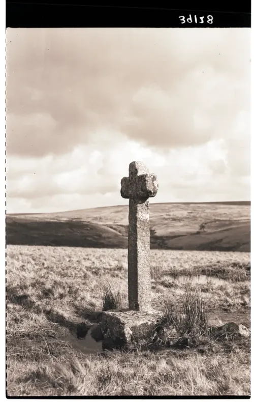 Cross near Crazy Well Pool