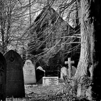 Okehampton All Saints Church churchyard.jpg