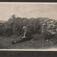 albany-finch-babbacombe-downs-sept-1928_35959734592_o.jpg