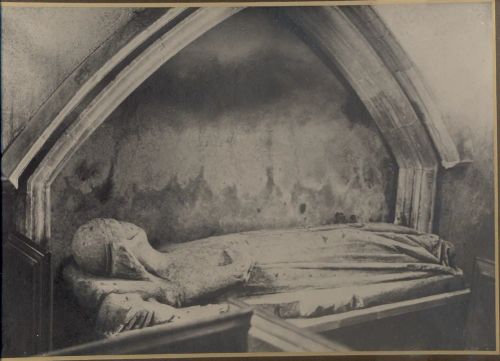 Effigy to a member of the Dinham Family, St. Michael's Chapel