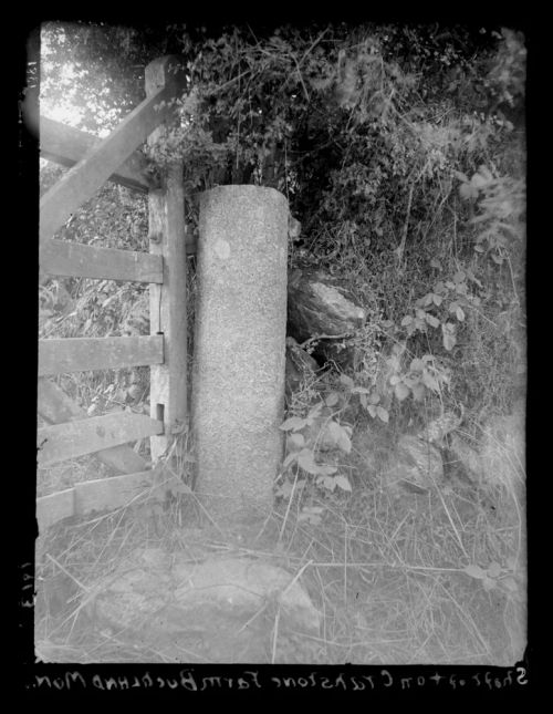 Crapstone Cross