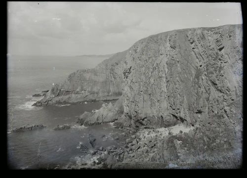 Cliffs + rocks, Georgeham