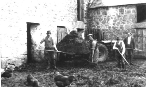 Torhill farmyard, 1937