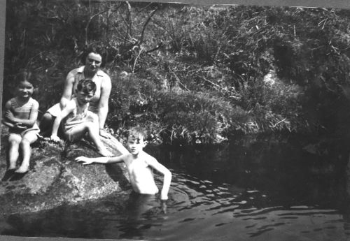 Swimming at Leighon Ponds